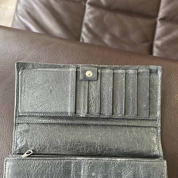 Grey balenciaga distressed wallet - Picture 2 of 7